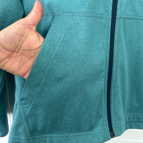 The North Face Tech Mezzaluna Full Zipper Women's Jacket. Size XL - Picture 4 of 5